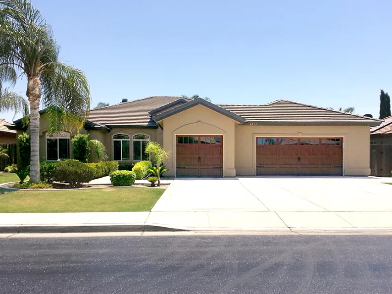 king door garage doors 1 King Door Company Bakersfield, CA